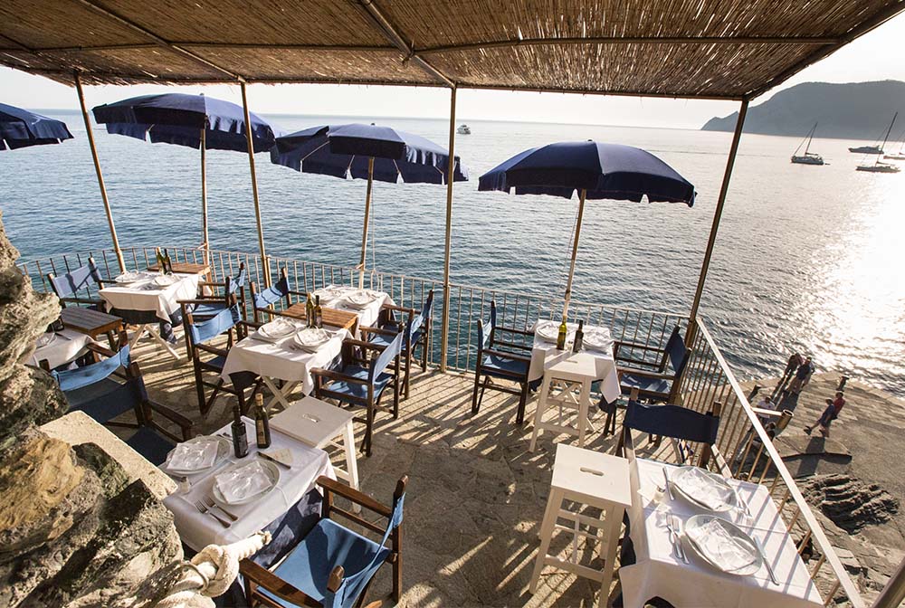 terrazzino frontale con vista mare presso ristorante Belforte Vernazza